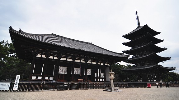 photo_007_Kofukuji_Temple_.jpg