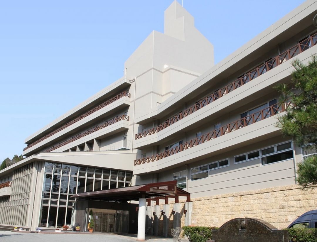 Kanpo no Yado Arima_Exterior_Daytime_(1).jpg